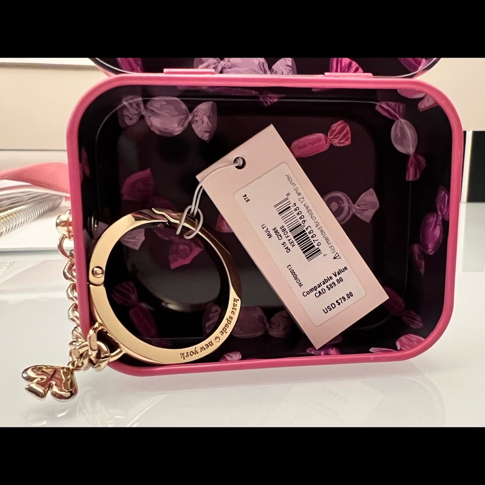 Kate Spade♠️Key Fab - Picture 4 of 5